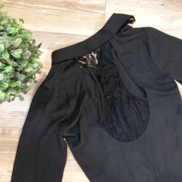 3/$25 🆕MNK Lace Cut Out Long Sleeve Collar Blouse - Picture 6 of 9
